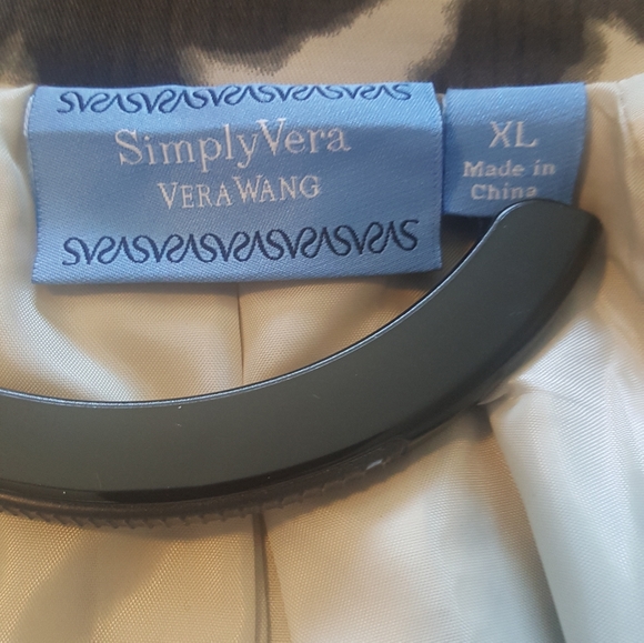 Ladies jacket - Picture 4 of 4